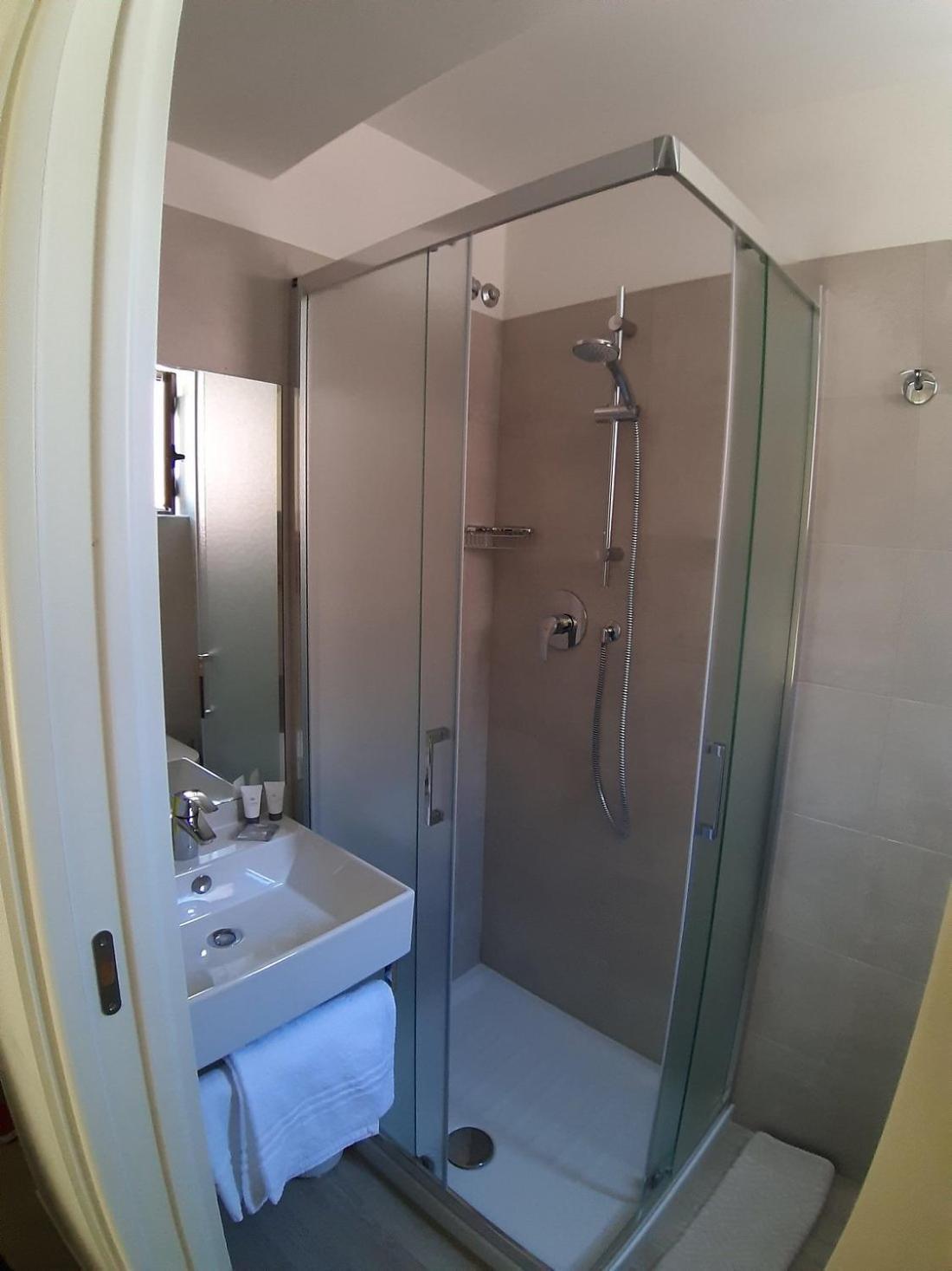 Hotel Pigalle Riccione Esterno foto